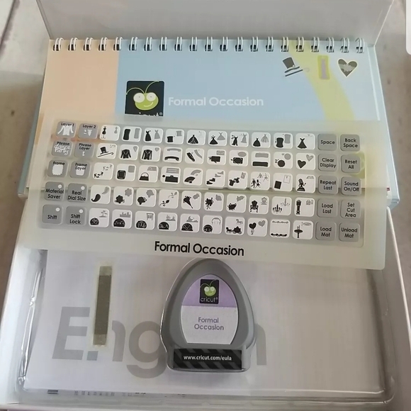 Lot of 3 Cricut Cartridges New Arrival Formal Occasion Celebration complete - Picture 7 of 8